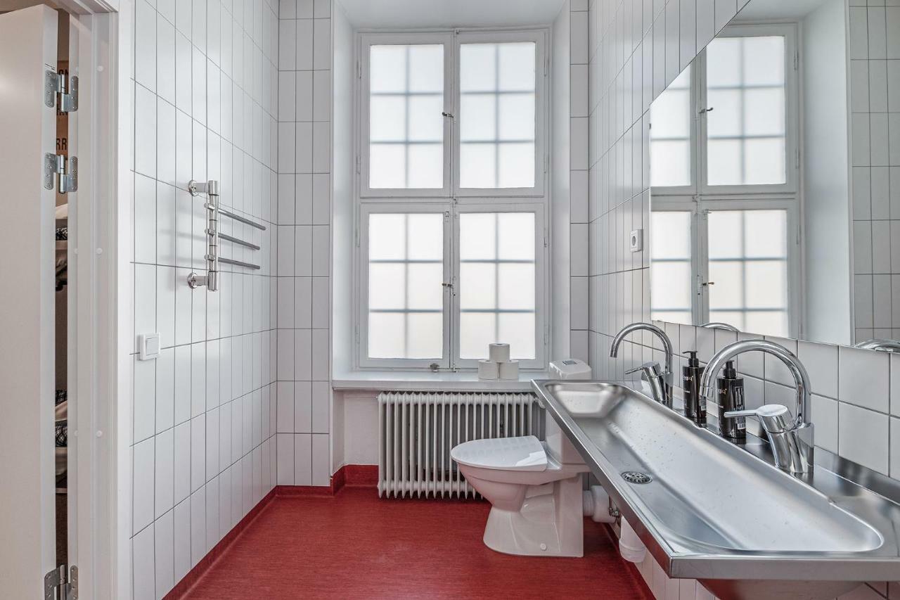 Livgrenadjaermaessen Hotell-Fest-Konferens Linköping Zewnętrze zdjęcie
