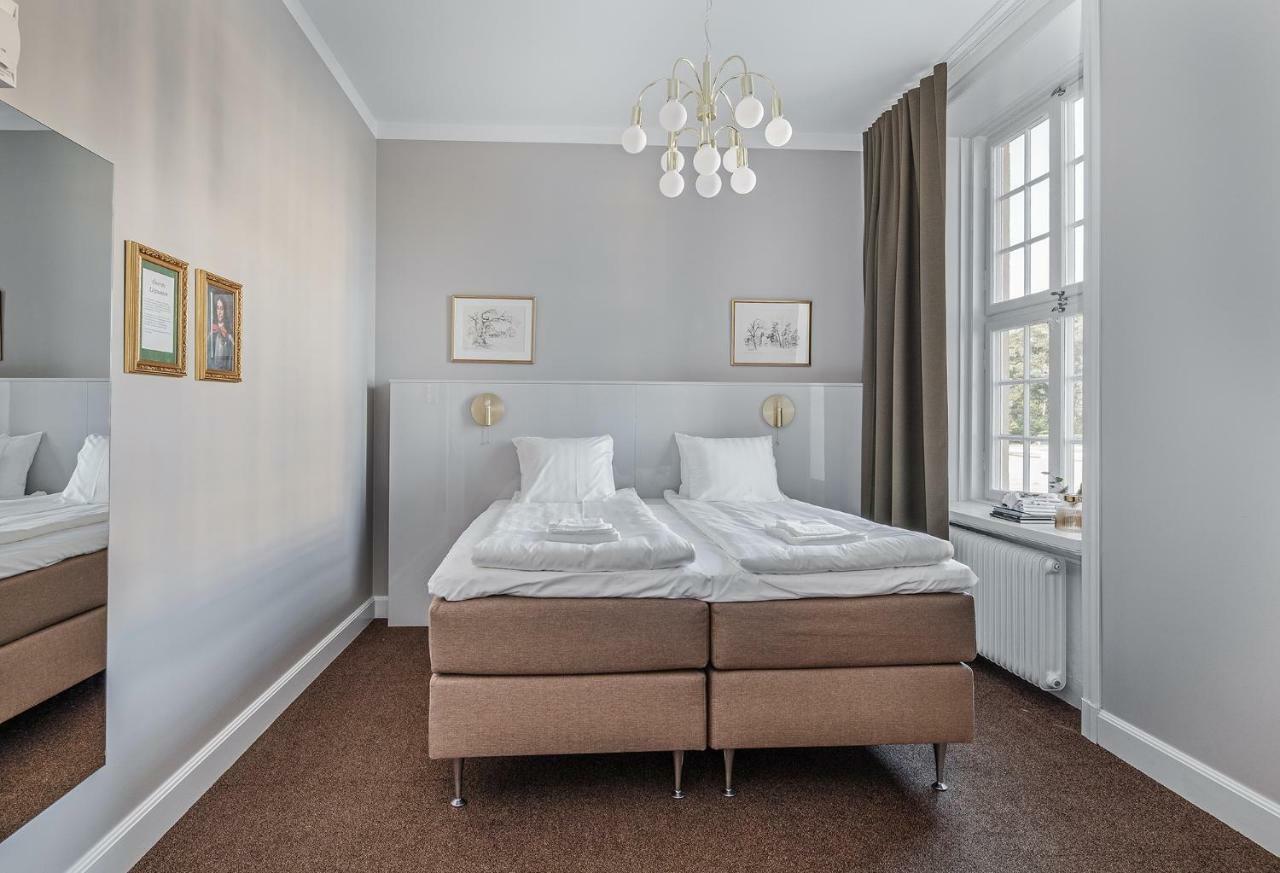 Livgrenadjaermaessen Hotell-Fest-Konferens Linköping Zewnętrze zdjęcie