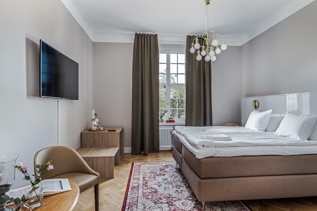 Livgrenadjaermaessen Hotell-Fest-Konferens Linköping Zewnętrze zdjęcie