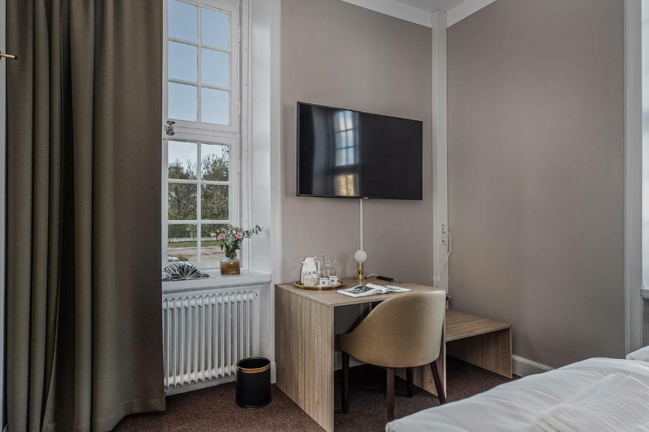 Livgrenadjaermaessen Hotell-Fest-Konferens Linköping Zewnętrze zdjęcie