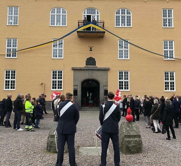 Livgrenadjaermaessen Hotell-Fest-Konferens Linköping Zewnętrze zdjęcie